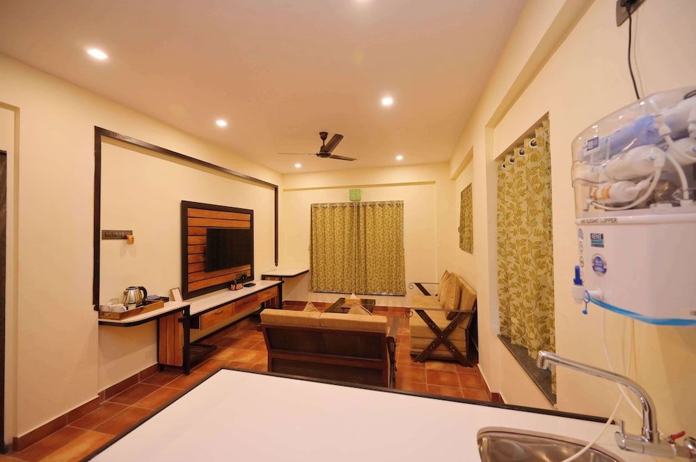 Elite Studio Suite