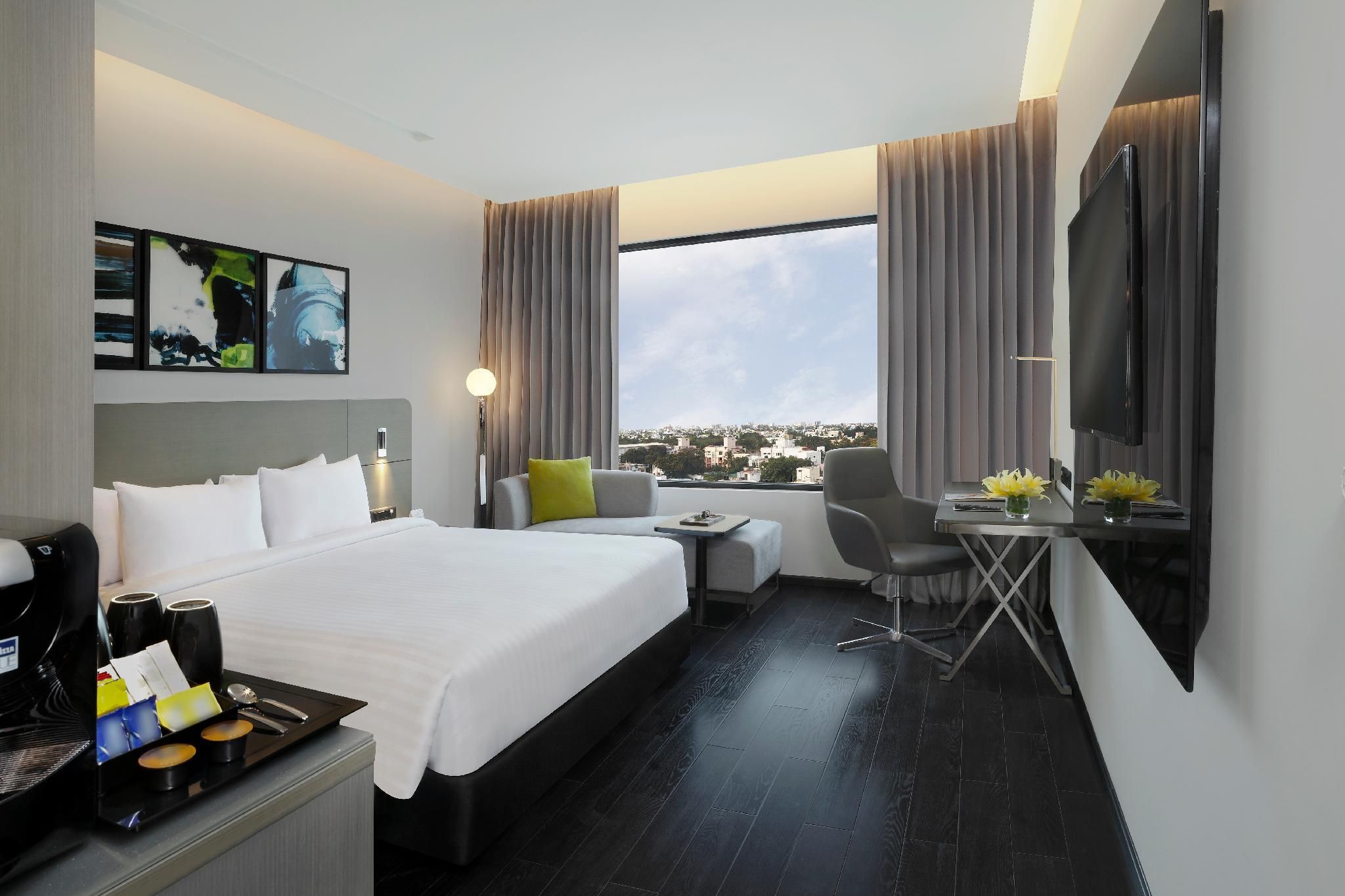 undefined Novotel Chennai Chamiers Road Hotel 8