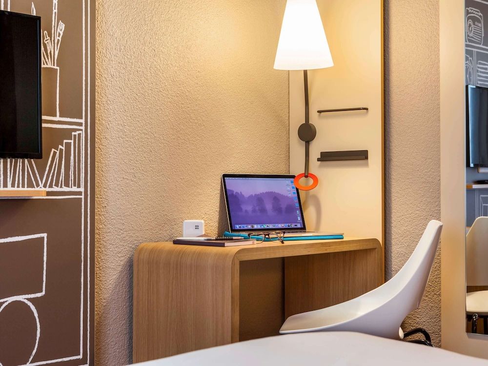 ibis Paris Gare de l'Est TGV Standard Room, 1 Double Bed 6