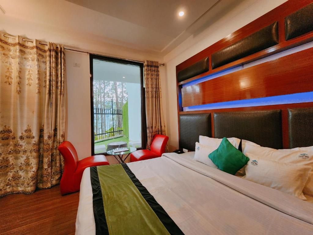 Deluxe Double Room without Balcony