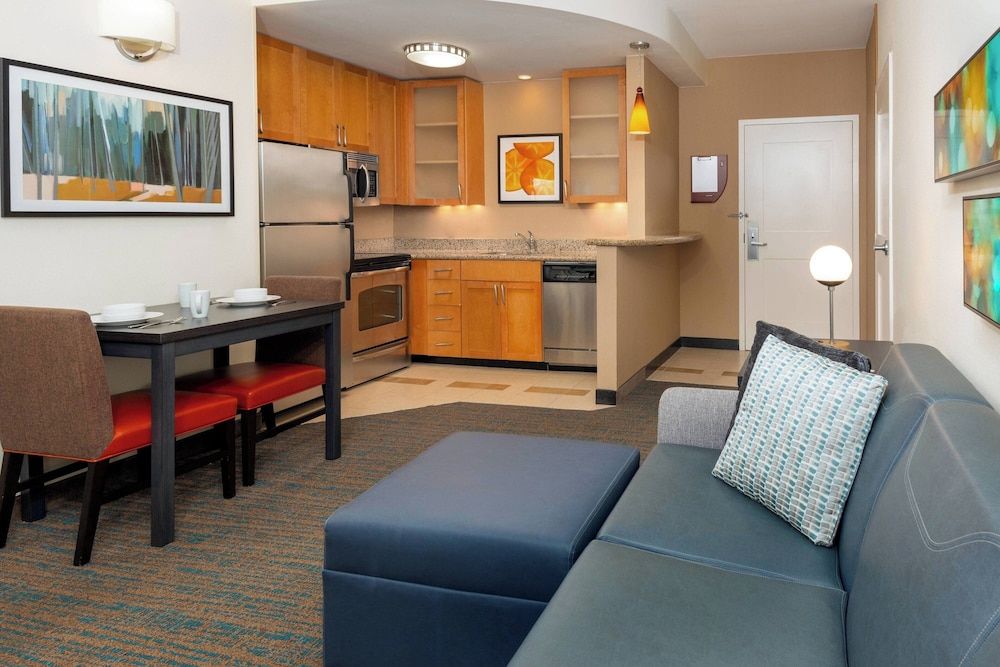 Suite, 1 Bedroom, Corner