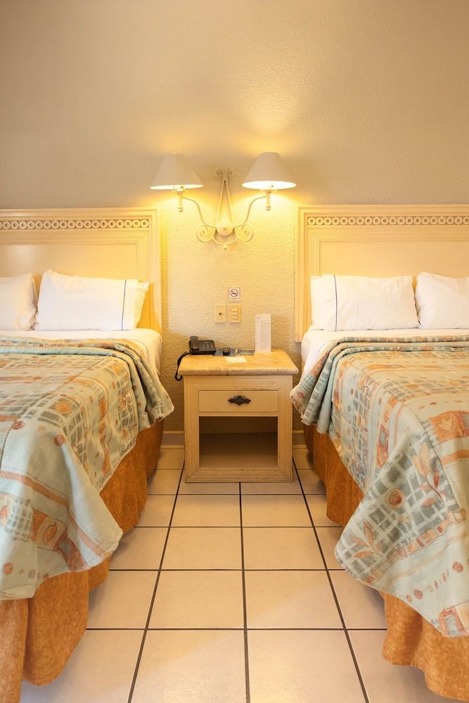 Hotel Maria Isabel Standard Room, 2 Double Beds