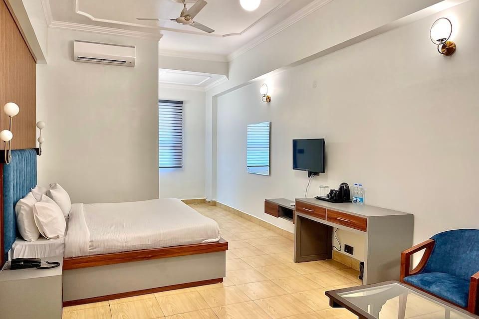 Super Deluxe King Room