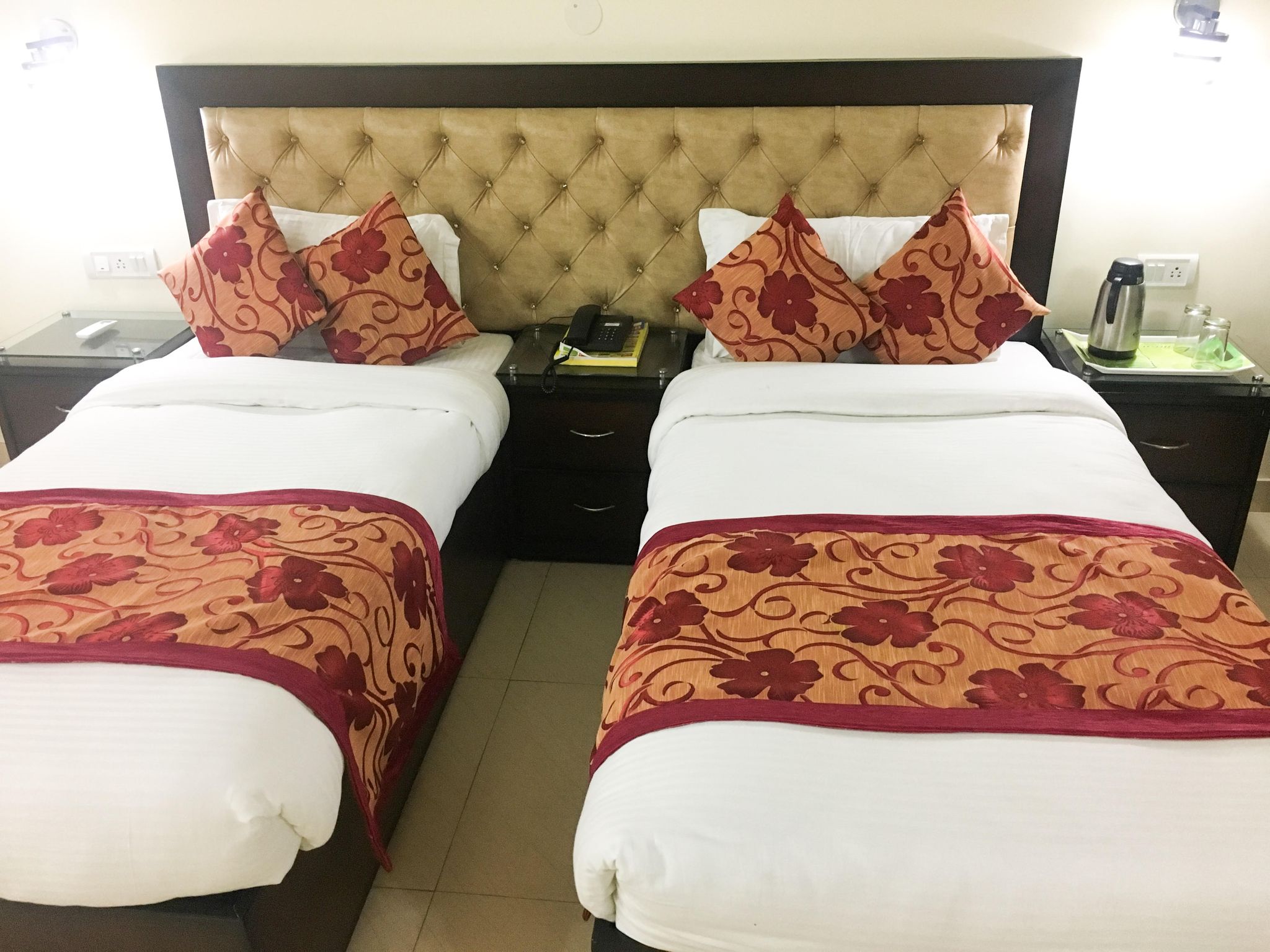 Super Deluxe Twin Bed Room