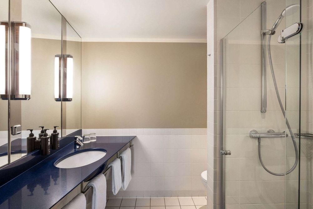 Vienna House by Wyndham Sonne Rostock Superior Double Room 5