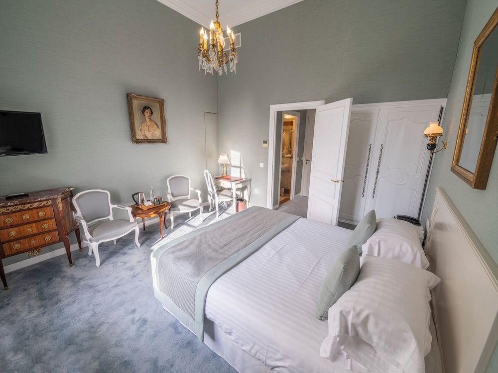 Superior Room, 1 Double Bed (Superior Room in the Castle)