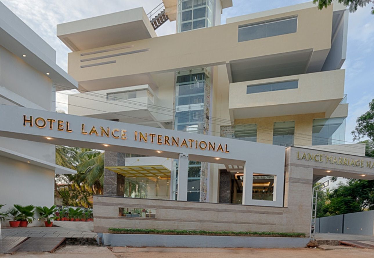 Hotel Lance International