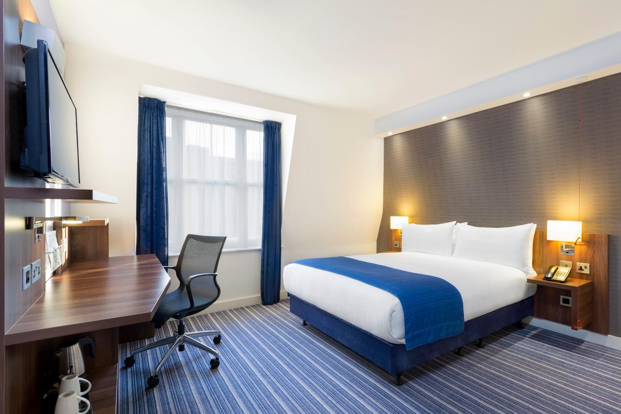 Holiday Inn Express London - Southwark by IHG 1 Double Accessible with Free Hot Breakfast