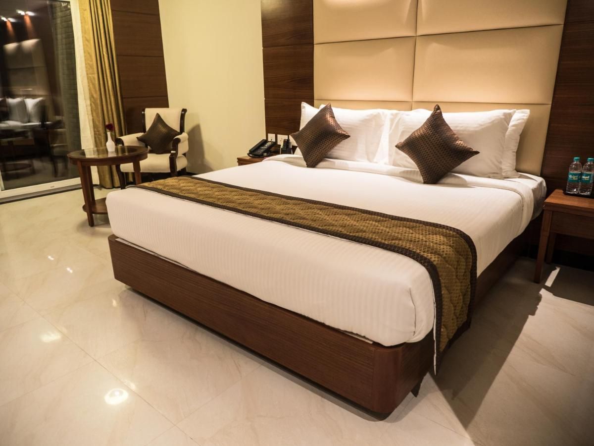 Luxury Suite Room