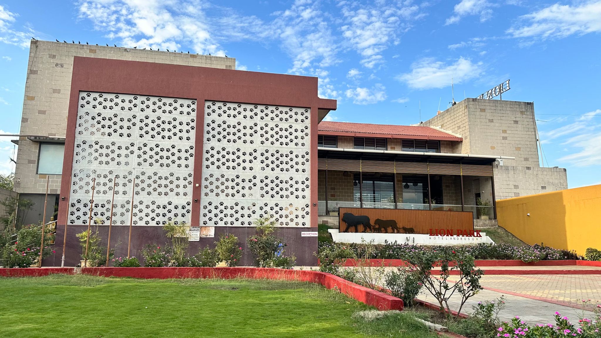 Lion Park Hotel And Resort