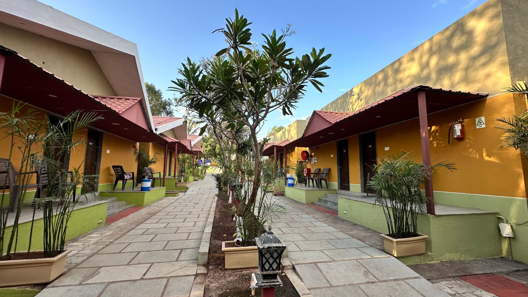 Lion Park Hotel And Resort Deluxe Room 6