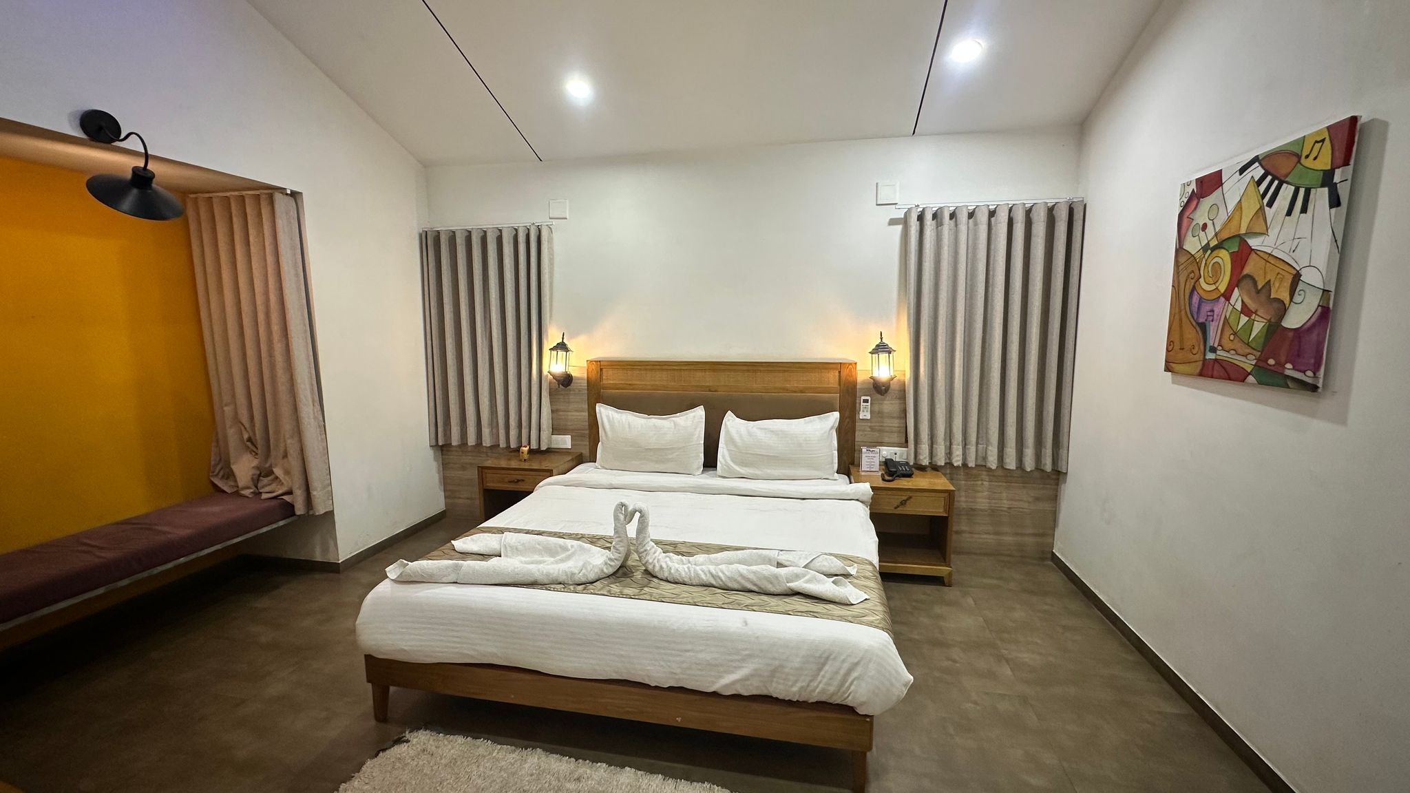 Lion Park Hotel And Resort Deluxe Room 3