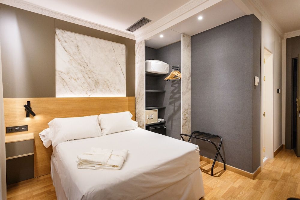 Double Room Single Use