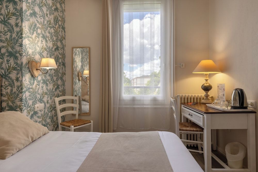 The Originals City, Hotel de Bordeaux, Bergerac center Standard Double Room, Air conditioning 2