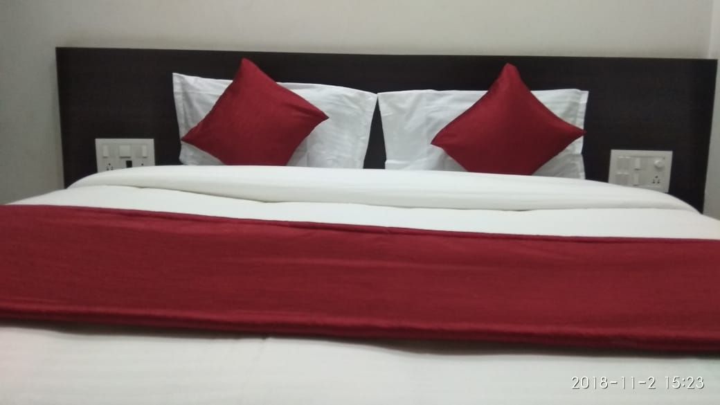 Hotel Gayatri Deluxe Non AC Room 13