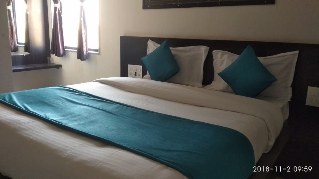 Hotel Gayatri Deluxe Non AC Room 11