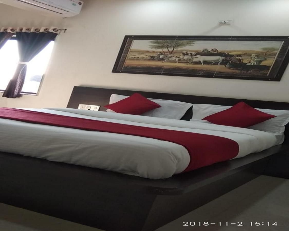 undefined Hotel Gayatri 5