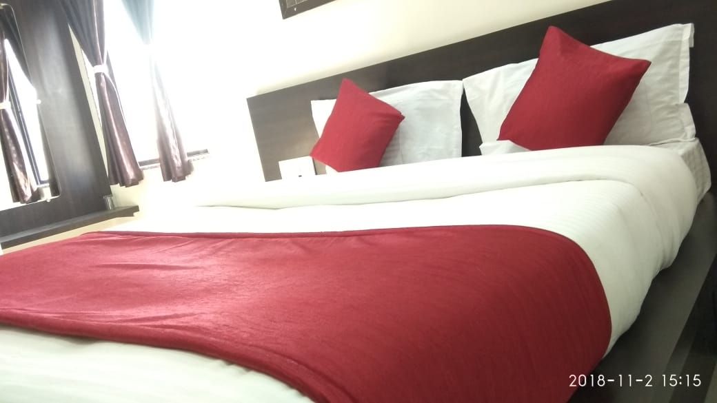Hotel Gayatri Deluxe Non AC Room 8