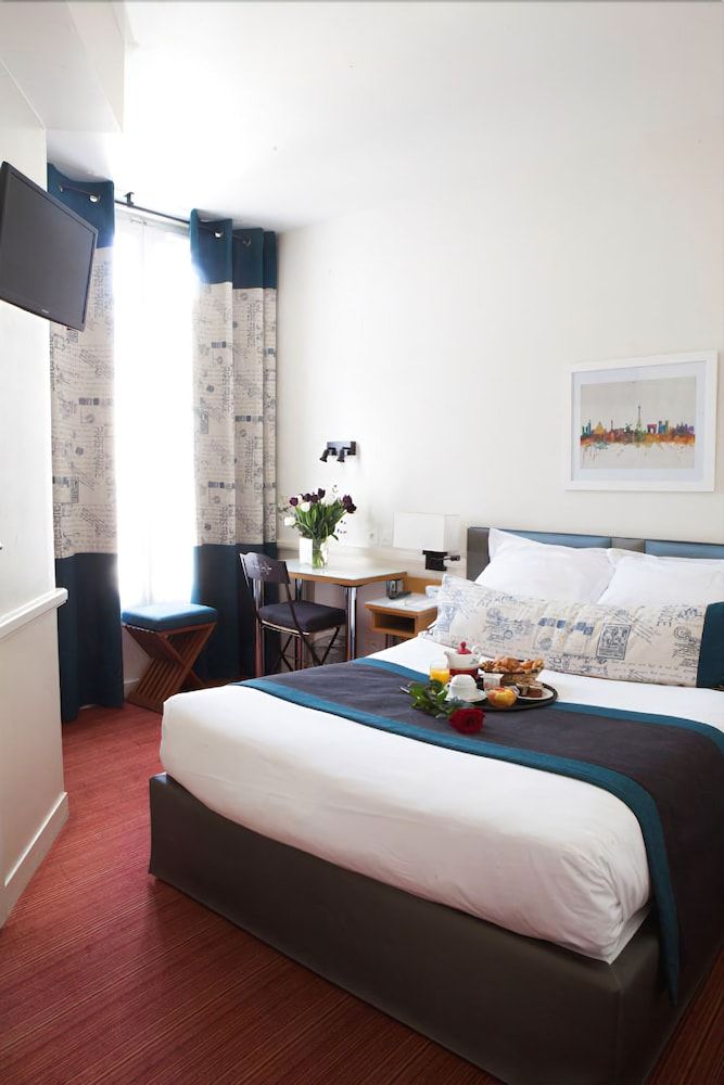 La Manufacture Traditional Double Room 2