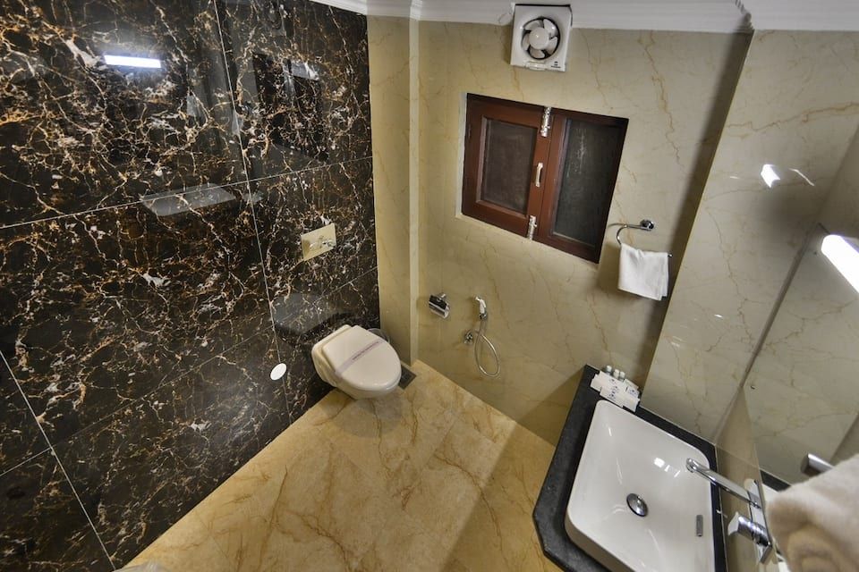 Hotel Royal Heritage Premium Heritage Room 8