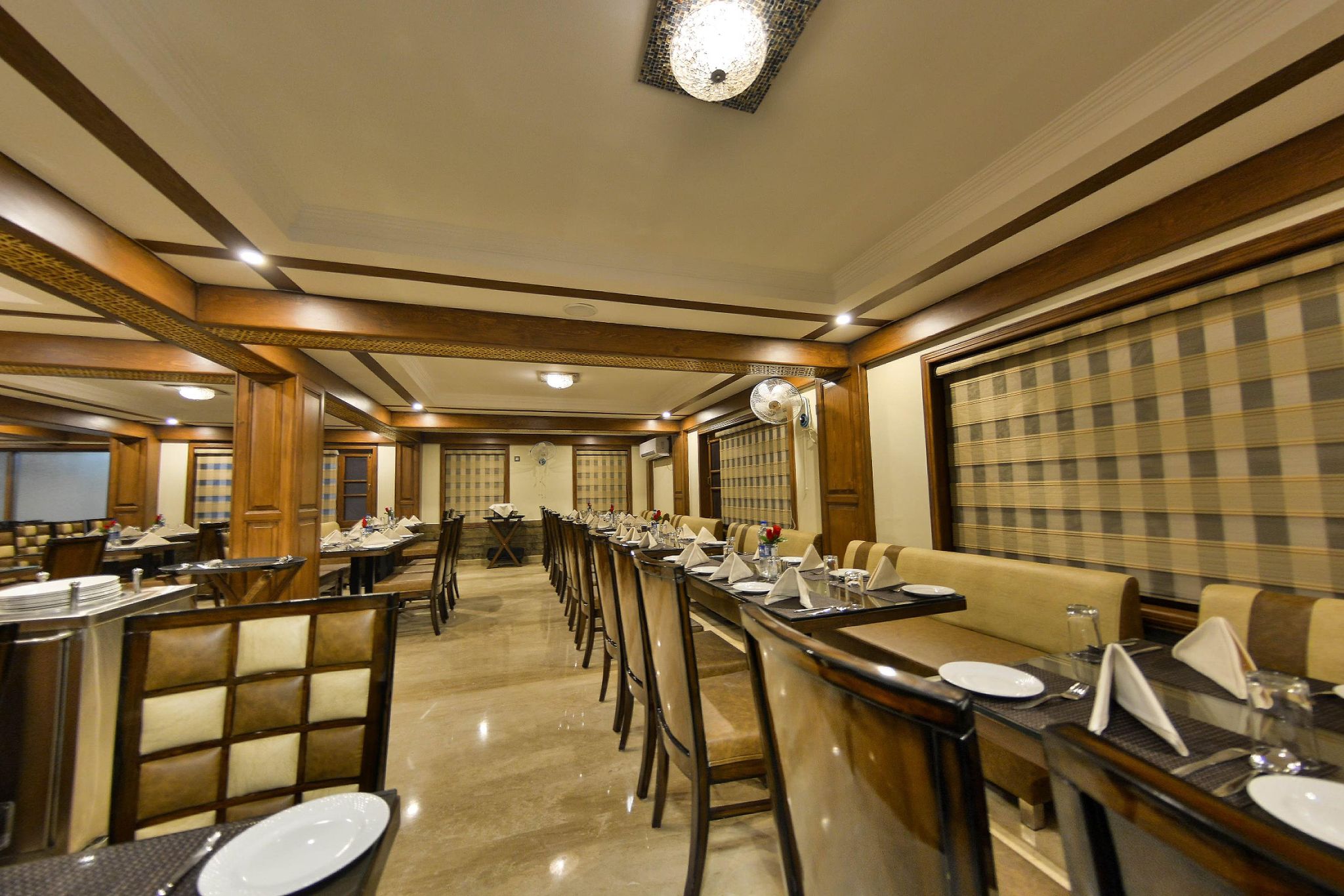 Food & Dining