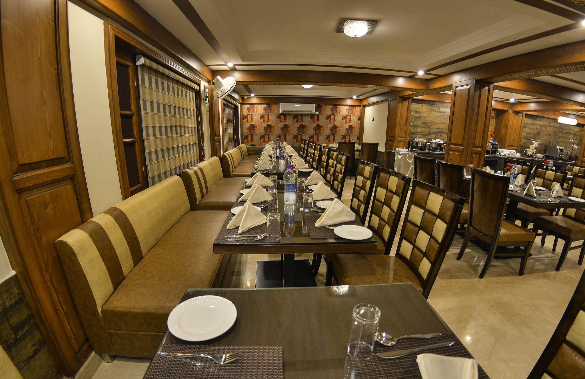 Food & Dining