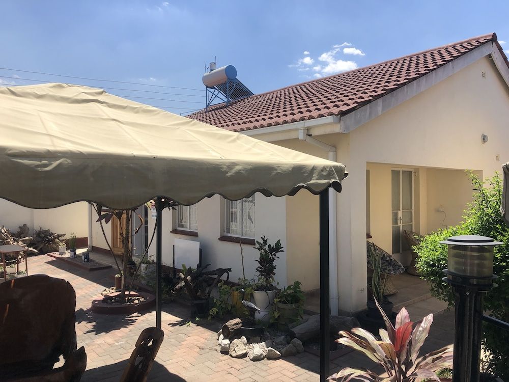 Mpofu Guest House