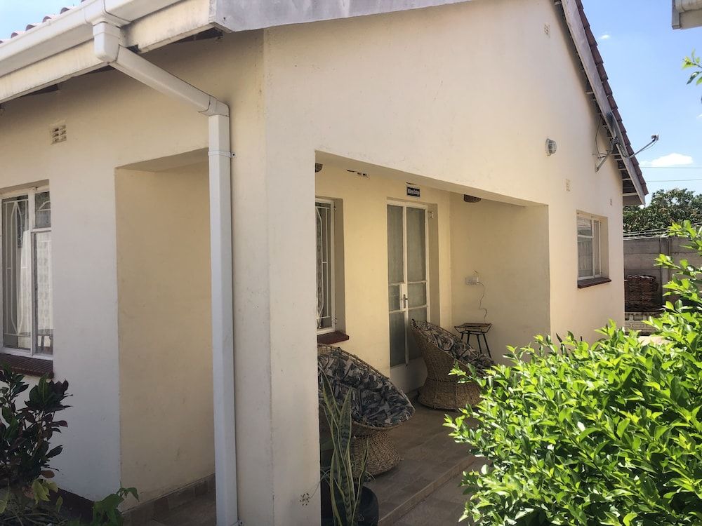 Mpofu Guest House