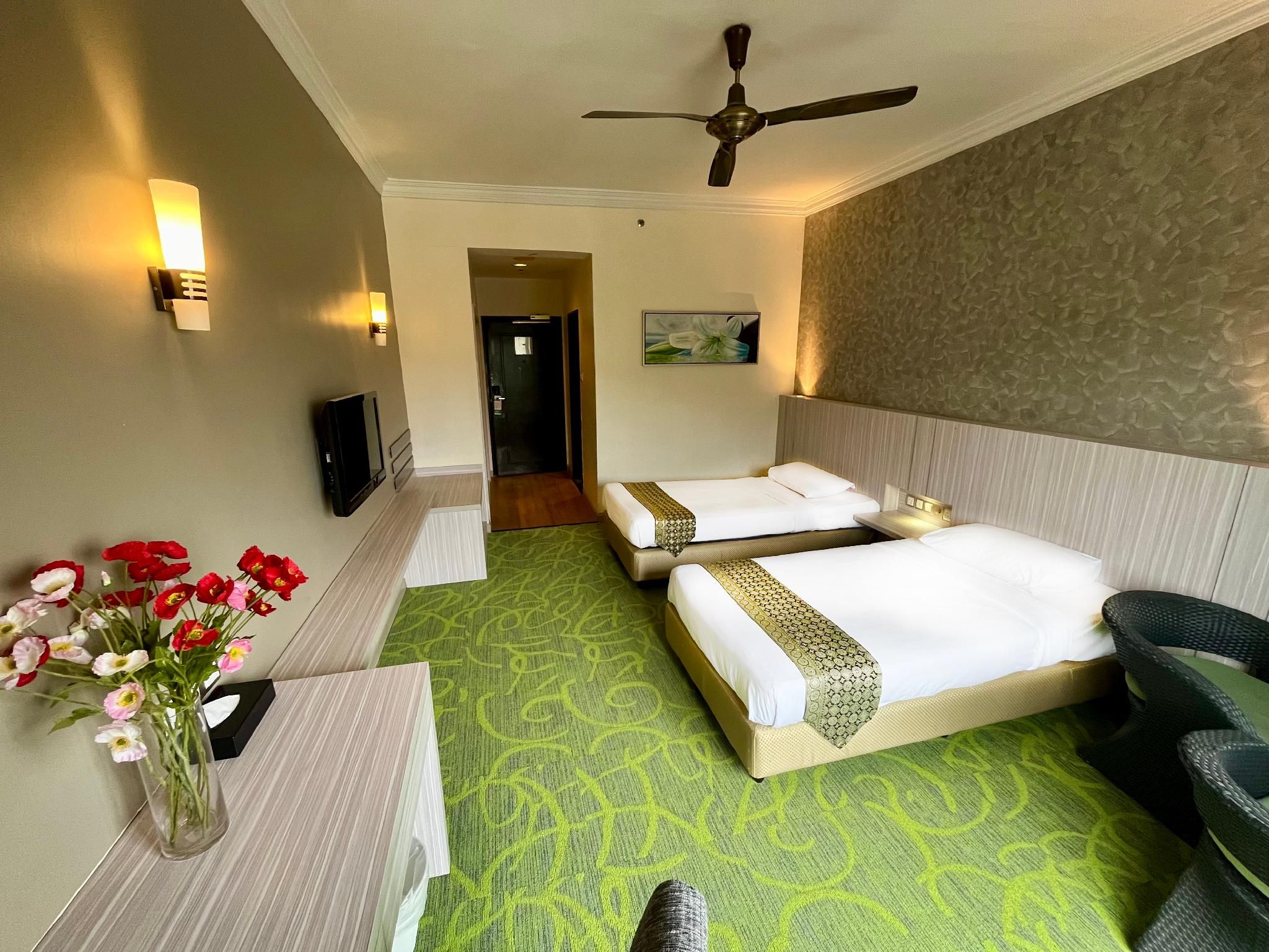 Copthorne Cameron Highlands Premium Deluxe Twin Room with 2 Single Beds 2