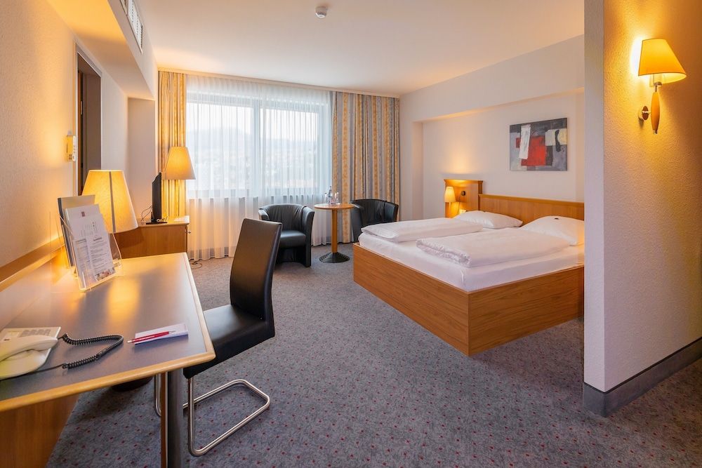 City Hotel am CCS Standard Double Room 3