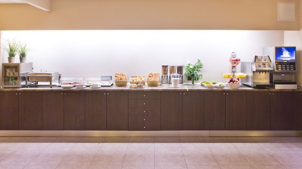 undefined SM Hotel Teatre Auditori 10