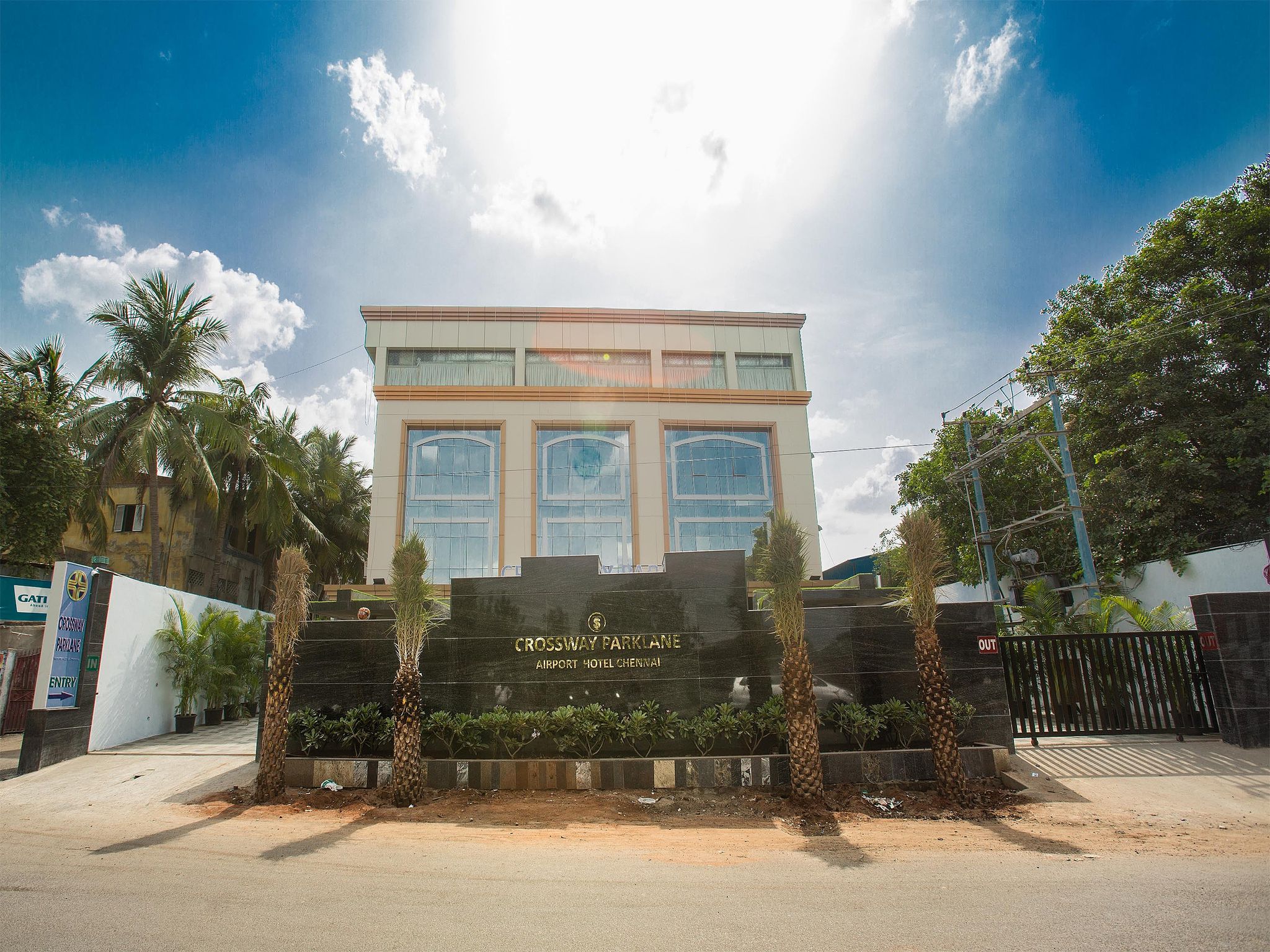 undefined Crossway Parklane Airport Hotel Chennai 6