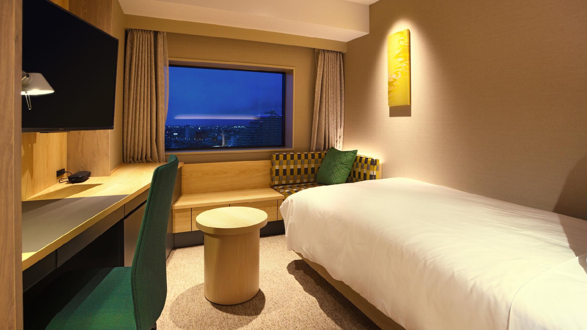 High Floor Standard Room with Single Bed