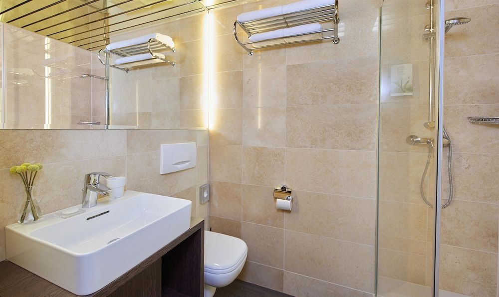 Business Single Room