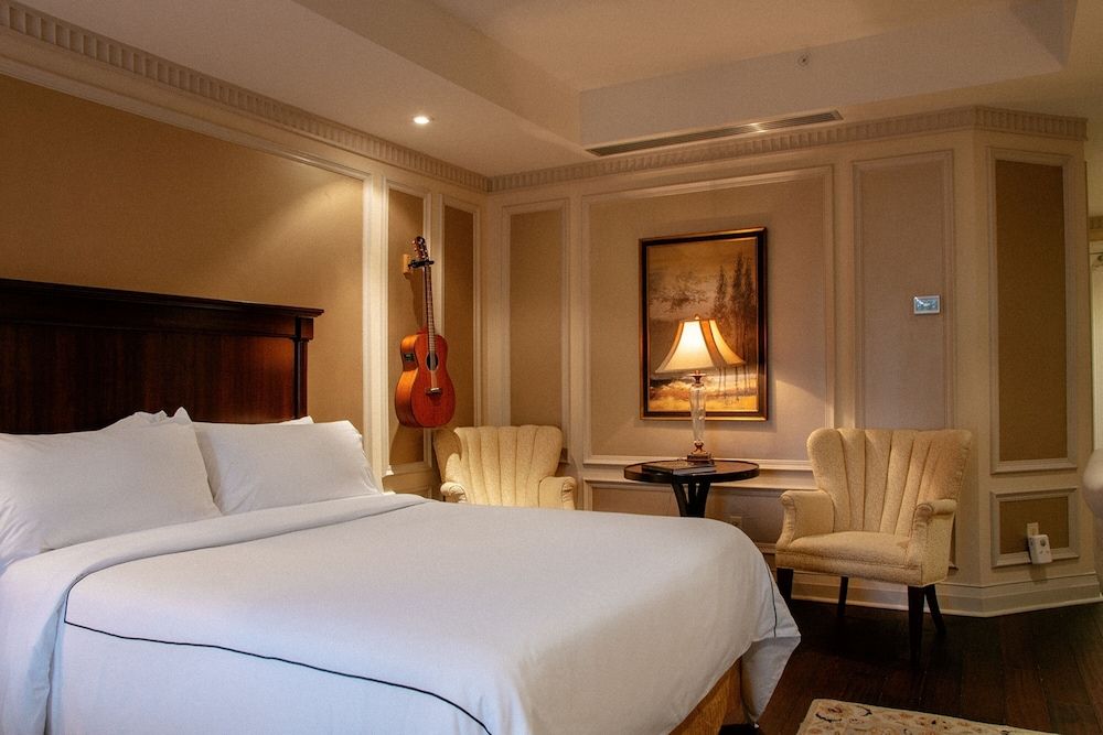 undefined Windsor Arms Hotel 4