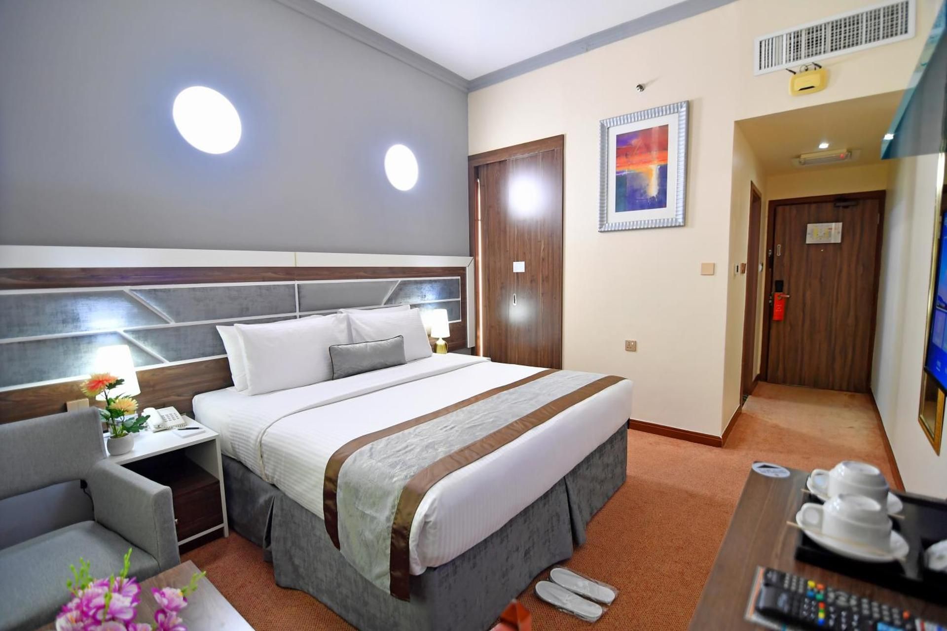 Nejoum Al Emarat Standard Room