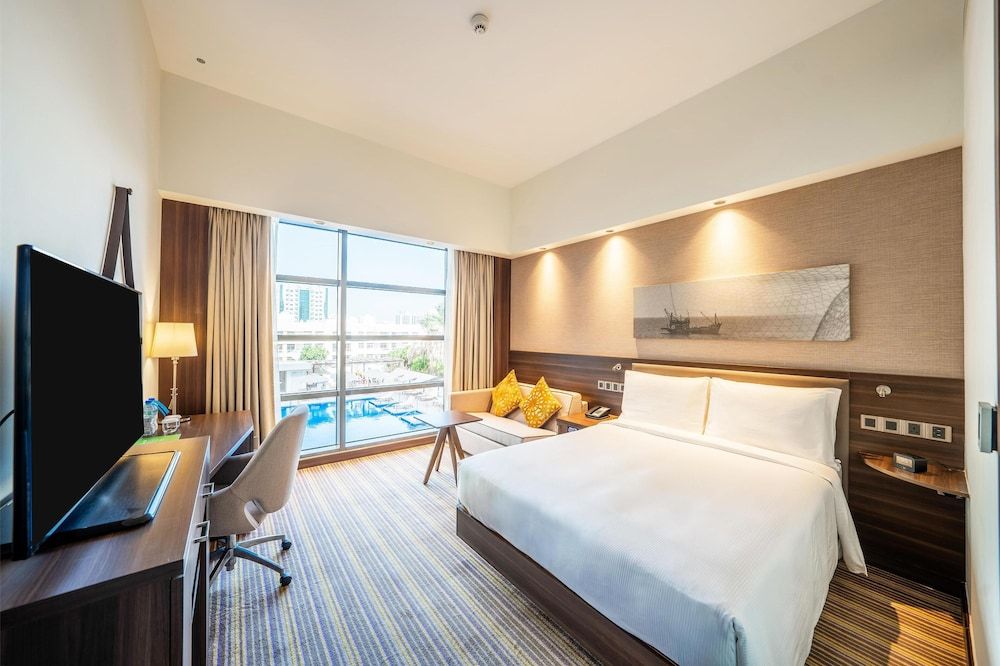 undefined Hampton by Hilton Dubai Airport 10