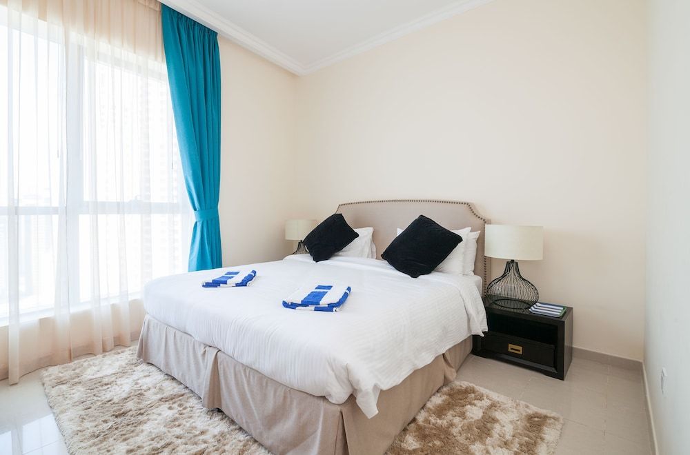 undefined Bay Central- 4 Bedroom Apartment 9