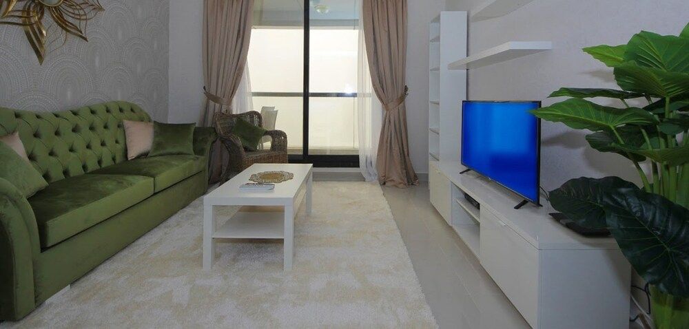 New Arabian Holiday Homes - Escan Tower