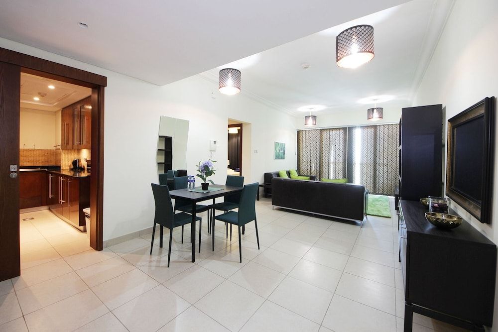 New Arabian Holiday Homes - 8 Boulevard