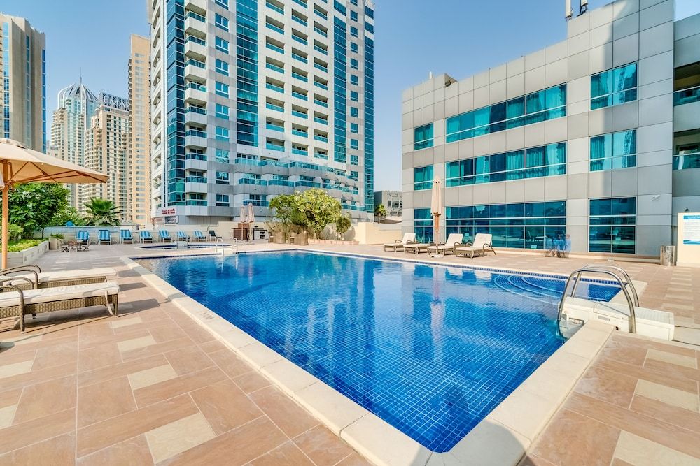 undefined 2 Bedroom Apartment Marina 8