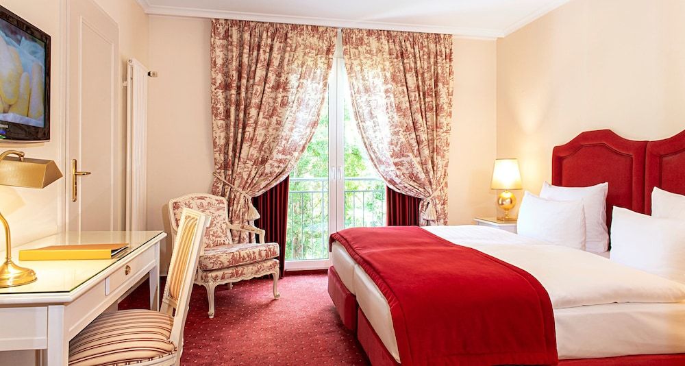 Victor's Residenz-Hotel Saarbrücken Superior Single Room, Park View, Garden Area 4