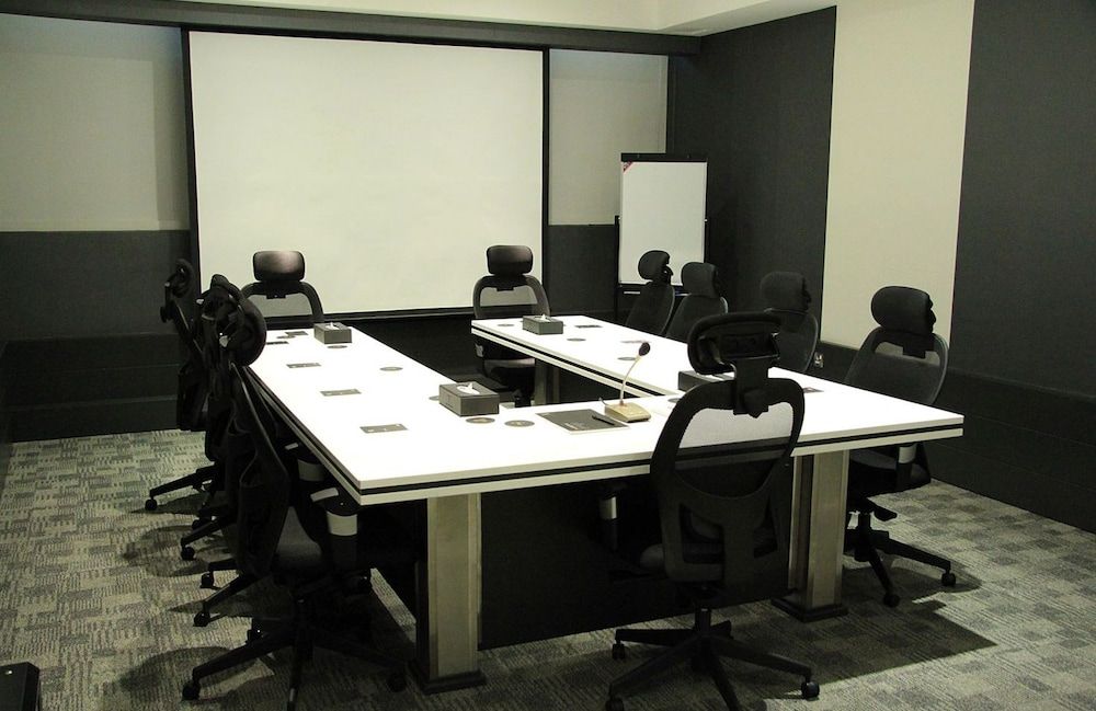 undefined Trianon Hotel 7