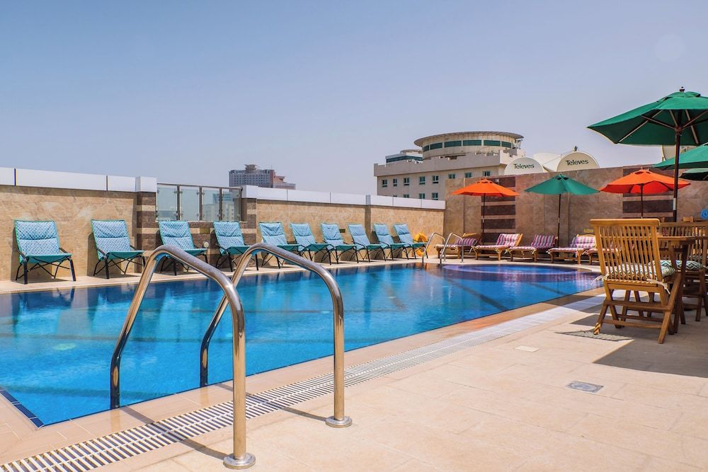 undefined CRYSTAL PLAZA AL MAJAZ HOTEL 9
