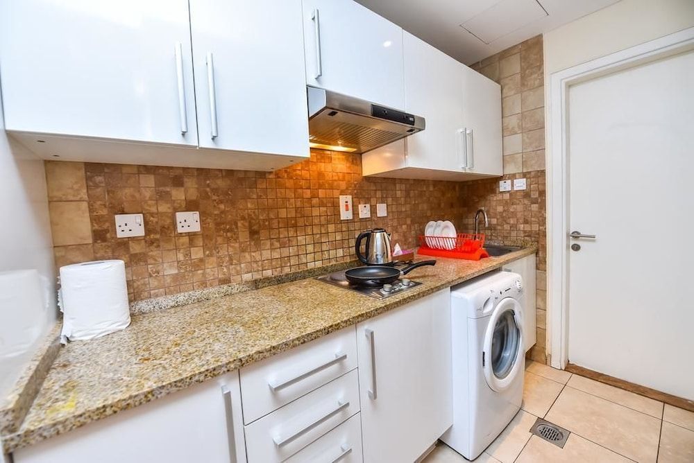 Your Homestay Hostel Shared Dormitory, Women only, Non Smoking, Shared Bathroom 6