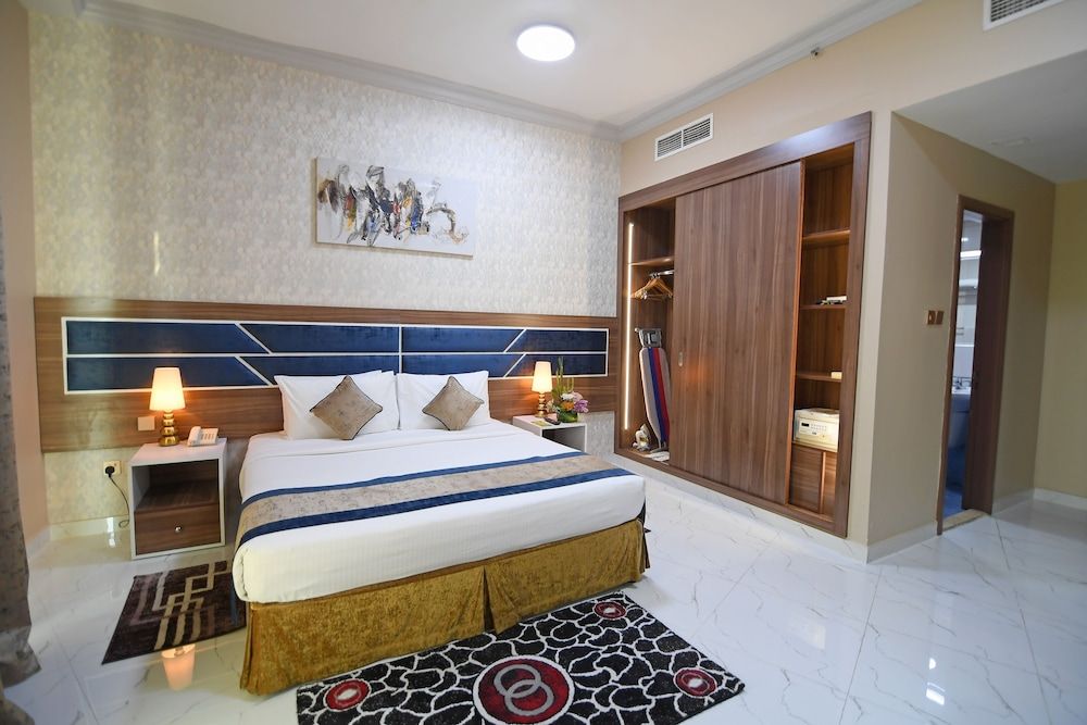 Emirates Stars Hotel Apartments Dubai Deluxe Double Room 3