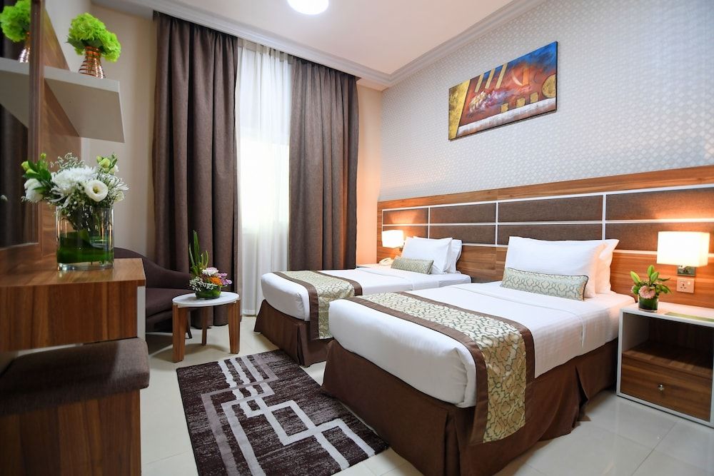 Emirates Stars Hotel Apartments Dubai Deluxe Double Room