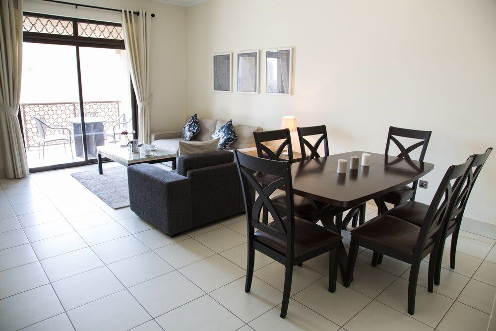 undefined HiGuests - Reehan 1 6