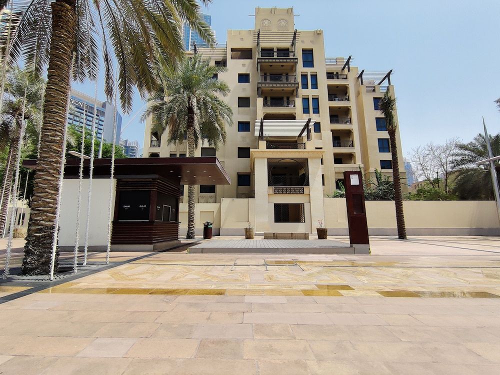 undefined HiGuests - Reehan 1