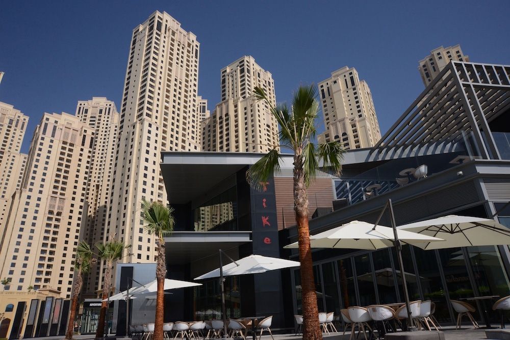 undefined PalmBay @ JBR 4 Bedroom Sea View Apartment 2